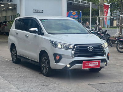 Innova 2022 2.0G AT Màu Trắng, Xe Công Ty Đi Ít