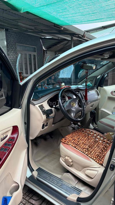 TOYOTA INNOVA G 2006