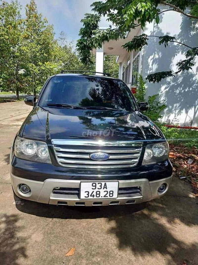 xe 5 chổ 2 cầu điện gầm cao cực mới máy so rin