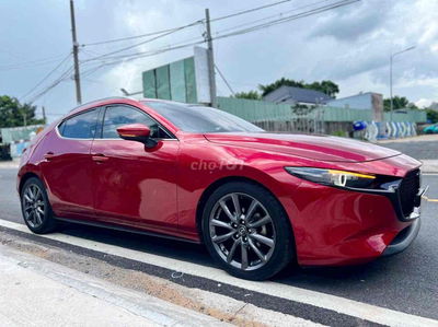 Mazda3 1.5 sx 2022 sport hatback premium zin 100%