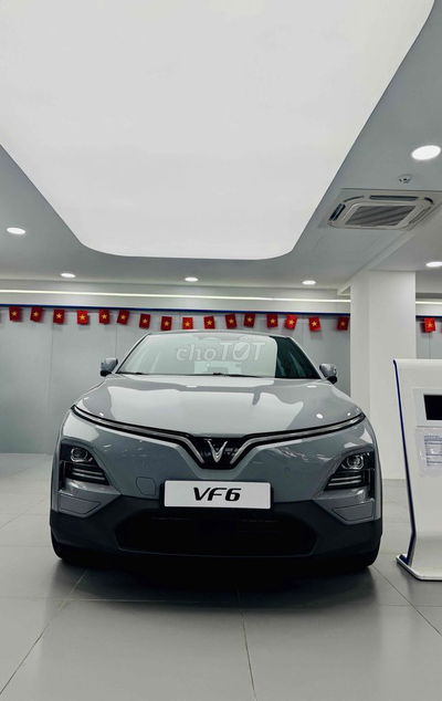 VF6 PLUS HỔ TRỢ MUA XE VAY VỐN 90%