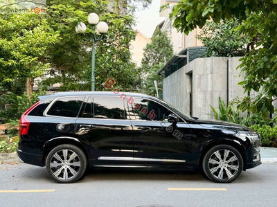 Xe Volvo XC90 Recharge T8 AWD 2021