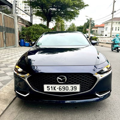 Mazda 3 Luxury SIÊU LƯỚT 2.800KM