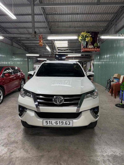 FROTUNER 2.7 V máy xăng số tự động đời cuối 2017