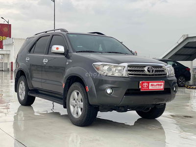 Toyota Fortuner 2009 2.7V 4x4 - 125000 km