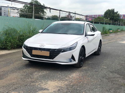 Hyundai Elantra 2025 1.6 AT Đặc biệt - 2000 km