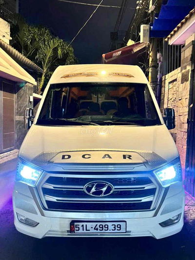 Limosine 10 Chỗ 580tr Chỗ Hỗ Trợ Nợ Xấu