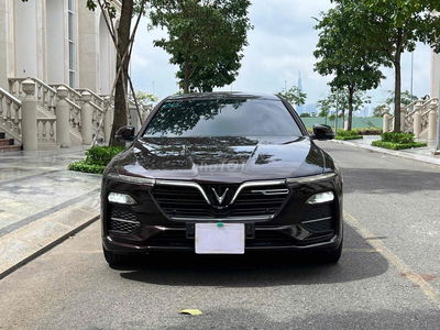 Vinfast Lux A 2.0 Premium 2019 - XHĐ cty