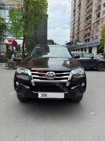 Xe Toyota Fortuner 2.4G 4x2 AT 2018