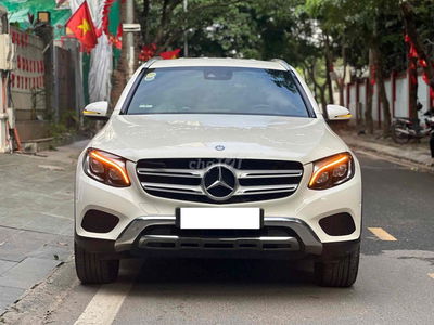 Mercedes Benz GLC250 4Matic sx 2016 màu trắng