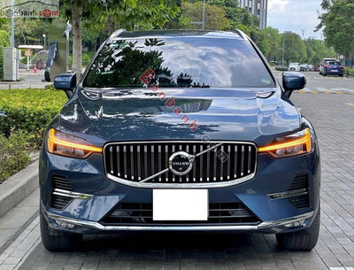 Xe Volvo XC60 Recharge T8 AWD 2022
