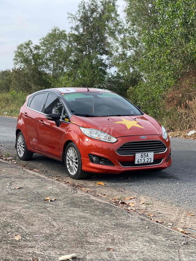 xe ít sử dụng tới nên bán,ace cần lh e834514456