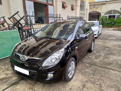 Hyundai i20 2011 1.4 AT - 135000 km chính chủ