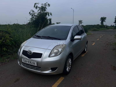 toyota yaris 1.0MT