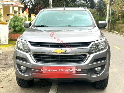 Xe Chevrolet Trailblazer LT 2.5L VGT 4x2 AT 2018