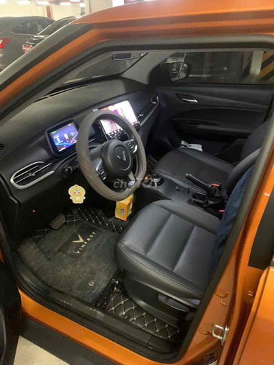 Chính chủ bán xe vf5 plus, màu cam, sx 2023