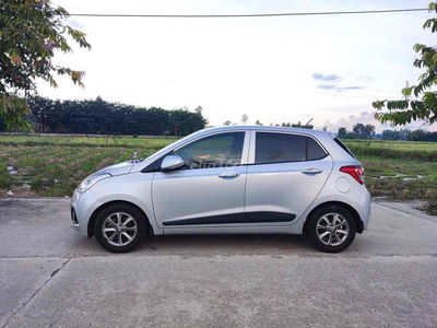 hyundai i10 giá 2xx ( x nhỏ)