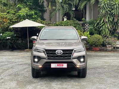 TOYOTA FORTUNER 2.4AT 2020 - CHẠY ÍT 32.000km
