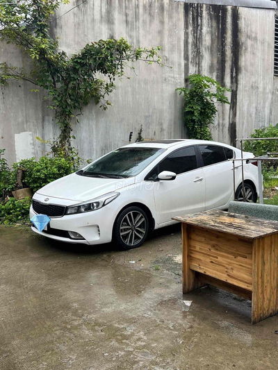 Kia Cerato Tự Động 2016