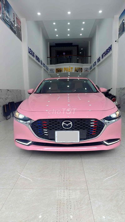 Mazda 3 2023 luxury- 36000 km