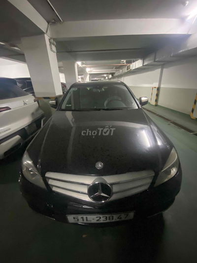 Cần bán gấp xe Mec C-lass C200 Avan giá 180 tr