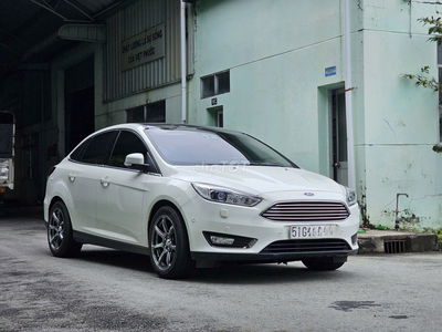 Ford Focus Titanium 2016 Trắng