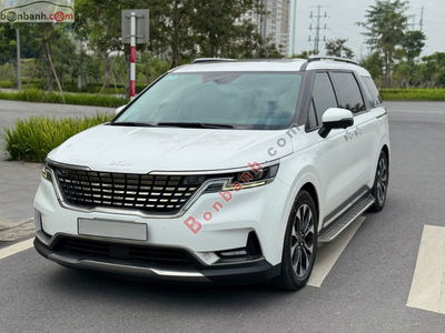 Xe Kia Carnival Signature 2.2D 2022