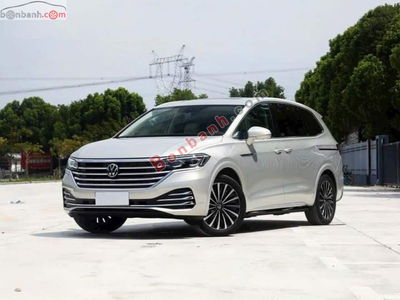 Xe Volkswagen Viloran Luxury 2024