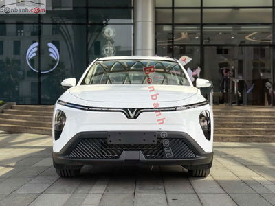 Xe VinFast Limo Green AT 2025