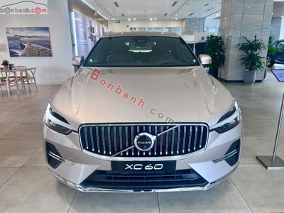 Xe Volvo XC60 Ultra B6 AWD 2025