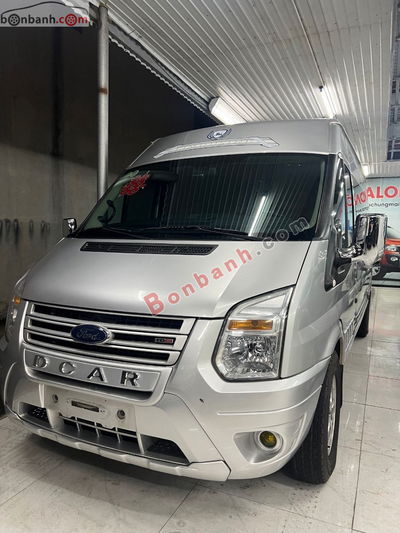 Xe Ford Transit Limousine 2020