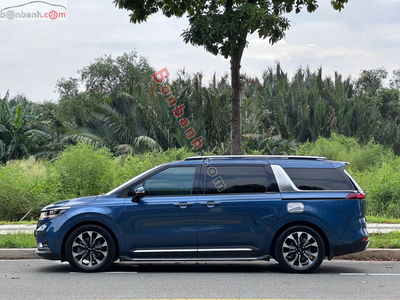 Xe Kia Carnival Signature 2.2D 2022