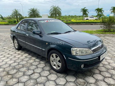Ford Laser bản đủ, túi khí, phanh ABS.