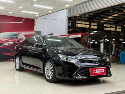 Camry 2.0E 2017 cao cấp -xe tại hãng(GIÁ CÒN GIẢM)