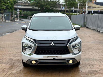 Xe 7 Chỗ Xpander 1.5 sx 2013 AT Premium