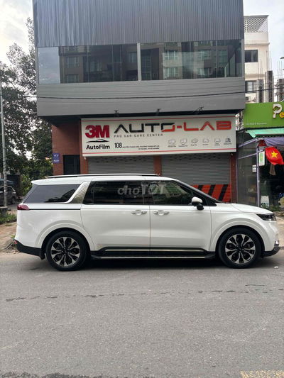 Dư dùng nên cần bán chiếc carnival 1chủ