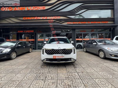 Xe Kia Carnival Signature 2.2D 2024