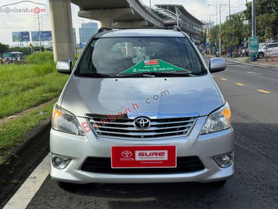 Xe Toyota Innova 2.0G 2012