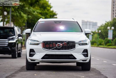 Xe Volvo XC60 Recharge T8 AWD 2022