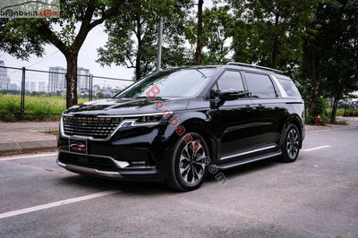 Xe Kia Carnival Signature 2.2D 2024