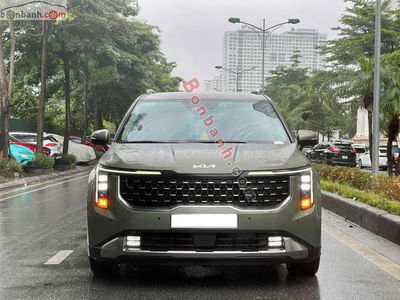 Xe Kia Carnival Premium 2.2D 7S 2024