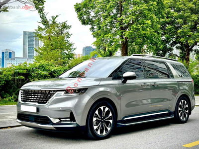 Xe Kia Carnival Signature 3.5G 2024