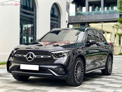 Xe Mercedes Benz GLC 300 4Matic 2023