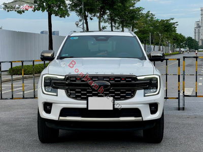 Xe Ford Everest Titanium Plus 2.0L 4x4 AT 2023