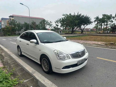 Nissan Bluebird 2009 - 185757 km