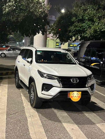 Toyota Fortuner 2022 2.4L 4x2 AT - 95000 km