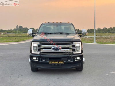Xe Ford F350 Super Duty Lariat Crew Cab 6.7L 4x4 AT 2017