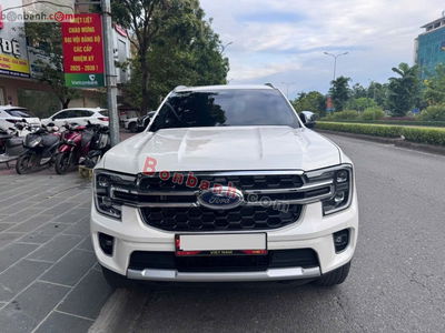 Xe Ford Everest Titanium Plus 2.0L 4x4 AT 2025
