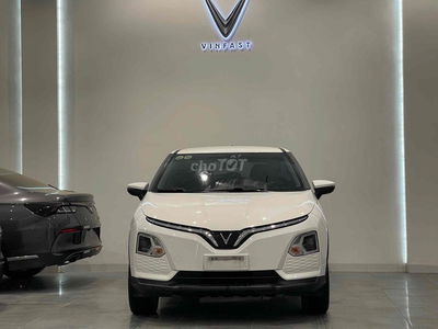 Vinfast VF5 Plus giá nhỉnh hơn VF3 một chút