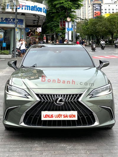 Xe Lexus ES 250 2023